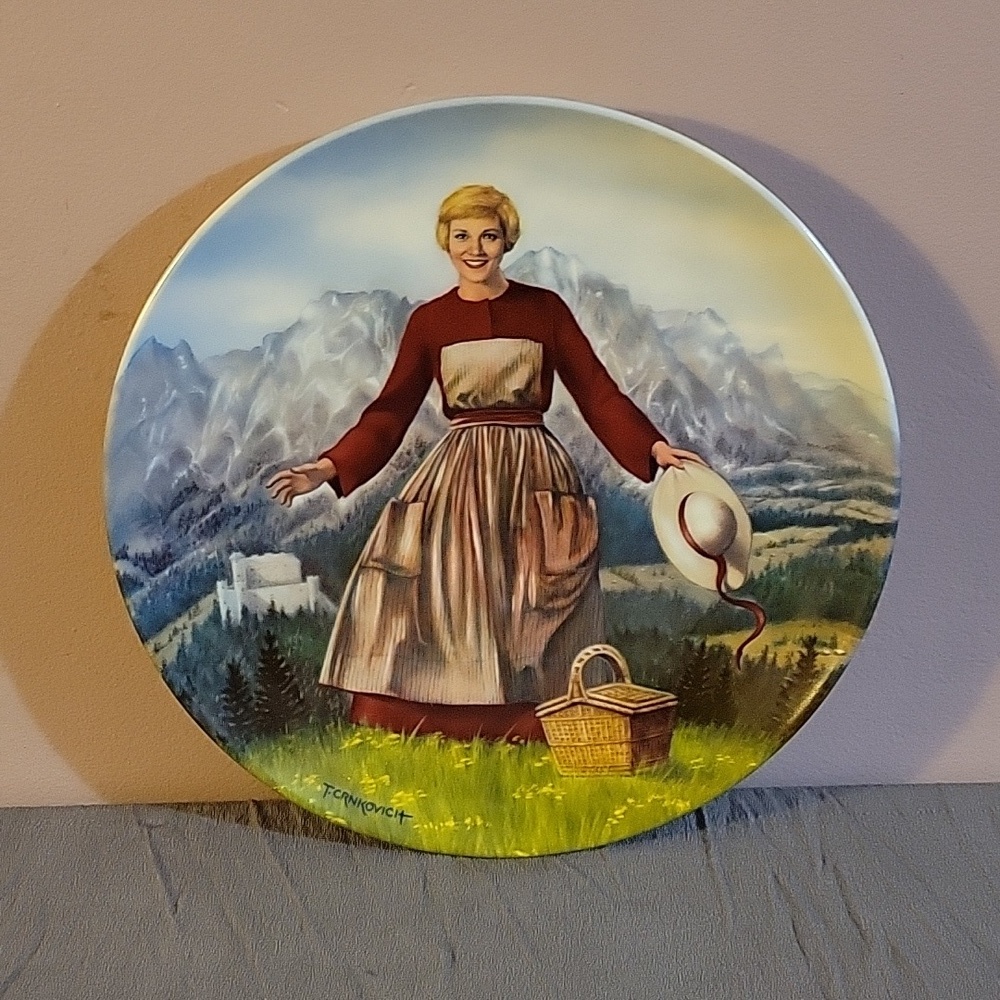 Vtg 1986 Knowles Porcelain SOUND of MUSIC Plate